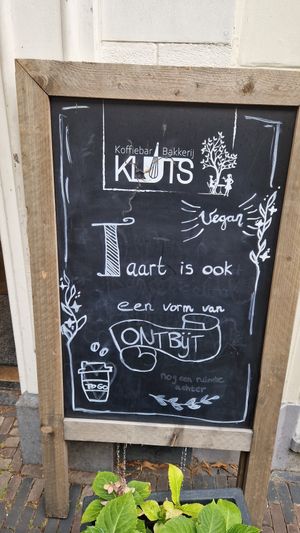 Zo'n lekker snickers gegeten! at Vegan Food Tour Utrecht in Utrecht