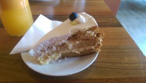 Amazing vegan lemon cake with lemon curd and elderflower cream at First Eet in Arnhem