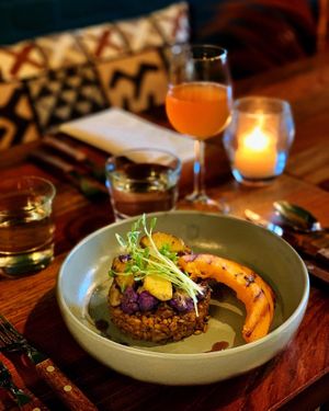 Vanaf 14 oktober First Eet Evenings; er wordt dan op vrijdag & zaterdagavond een driegangenmenu geserveerd, geheel plantaardig en met een glansrol voor seizoensgroente.   at First Eet in Arnhem