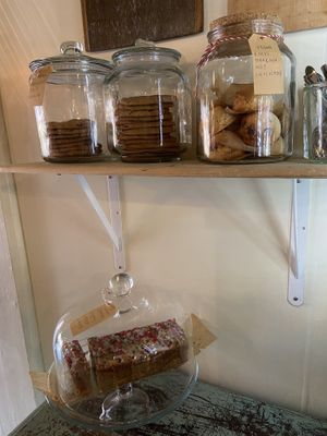 Cakes and cookies Friday 20 Sep 2024  at First Eet in Arnhem