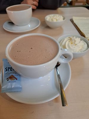 Plant-based hot chocolate at First Eet in Arnhem