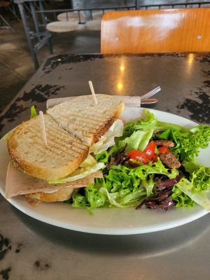 HLT sandwich at Freesoulcaffe in Tustin