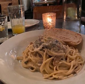 Alfredo pasta   at Freesoulcaffe in Tustin