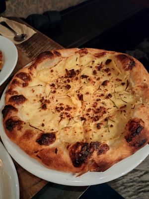 Potato pizza at Freesoulcaffe in Tustin