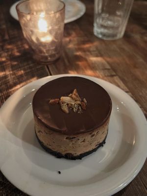 Peanut butter torte (a must get!) #Veganuary at Freesoulcaffe in Tustin