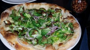 brussel sprouts pizza at Freesoulcaffe in Tustin