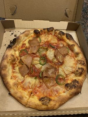 Freesoulini pizza! Very tasty! at Freesoulcaffe in Tustin