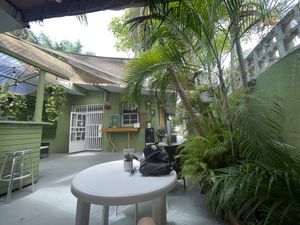   at Café MAM in Carolina