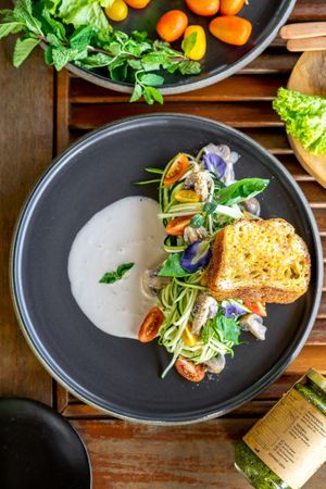 Zucchini Spaghetti Carbonara at Sayavegan in Kuta