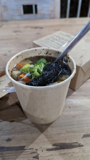 Chinese soup at Sayavegan in Kuta