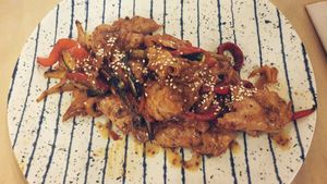 Heura wok with sautéed vegetables at La Rambla in Lloret De Mar