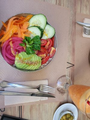 poke bowl [ you can choose: basmati rice, briwn rice, quinoa, salad] at La Rambla in Lloret De Mar