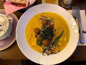 Falafel Curry at Stadtliebe in Dietzenbach