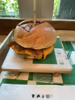 Classic cheddar. It was amazing   at SoBe Vegan in Miami Beach