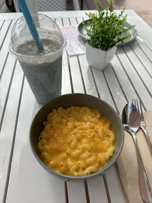Milk Shake and Mac and Cheese   at SoBe Vegan in Miami Beach