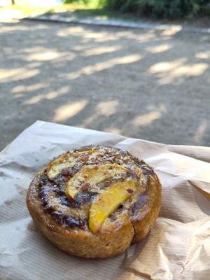 Vegan blueberry pastry at Landbageriet - Naturbageriet in Copenhagen