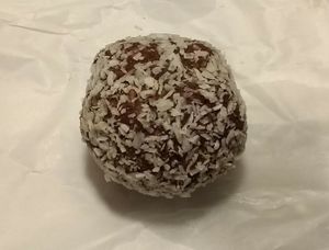 Vegan Romkugle at Landbageriet - Naturbageriet in Copenhagen