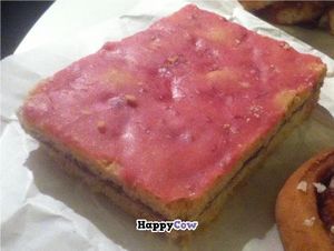 Vegan Raspberry Slice at Landbageriet - Naturbageriet in Copenhagen