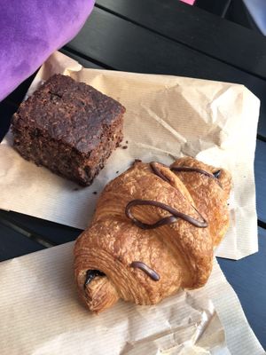 Brownie and pain au chocolat  at Landbageriet - Naturbageriet in Copenhagen