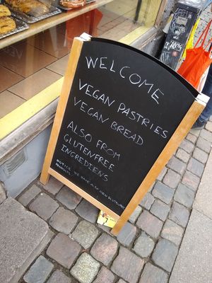 Very vegan-friendly at Landbageriet - Naturbageriet in Copenhagen