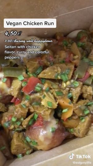 Vegan Chicken Run at Keenkies in Athens