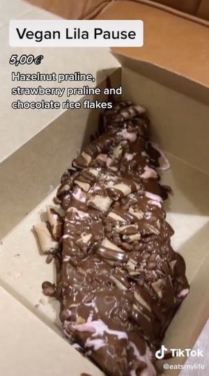 Vegan Lila Pause at Keenkies in Athens