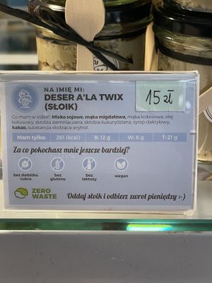 Labels clearly say vegan and ingredients   at Fit Cake Olsztyn in Jonkowo