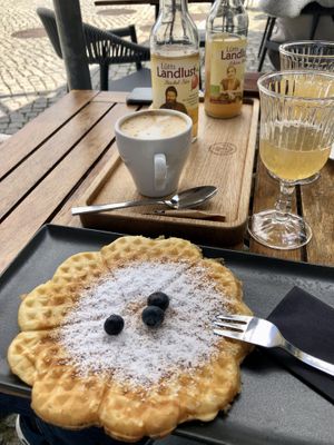 Waffeln   at Hafen Kaffee in Husum