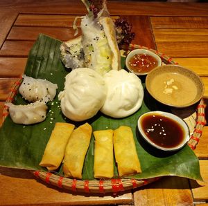 V12: Temple Mix at Pho 45 in Erfurt