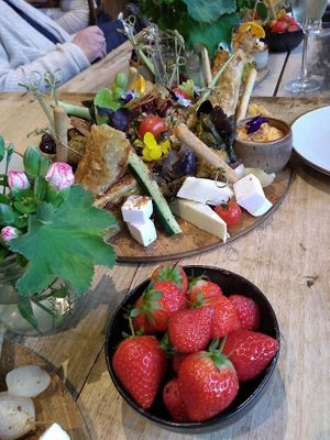  at Figaro in Wingerworth