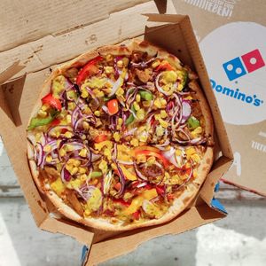 VEGAN BBQ
🌱 VEGAN: YES
🌾 GLUTEN: YES
💰 €8.99 (Classic - 25 cm - Klassik Crust)
🤷🏻‍♀️ ORDER AGAIN: YES
.
🌎 SUSTAINABILITY: No issues to report. at Domino's Pizza in Offenburg