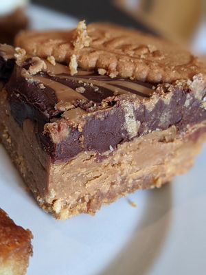 Vegan biscoff millionaire slice at The Old Barn Coffee Shop in Auchtermuchty