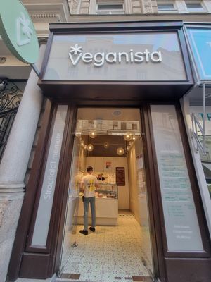 Look out for the V with the snowflake   at Veganista Ice Cream XII in Vienna