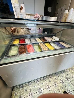   at Veganista Ice Cream XII in Vienna