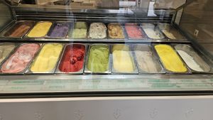  at Veganista Ice Cream XII in Vienna