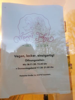 Opening times at Manja's in Traunstein