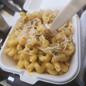 Mac and Cheese OMG!!! at Curbside Comforts in Gorham