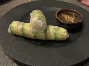 Sommerrolle mit Avocado  at Phở Hà Nội in Linz