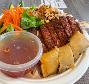 No. 22 Bun bi cha gio - yum! at EatHappy Vegan in Oslo