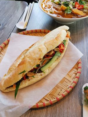 Bánh mì at EatHappy Vegan in Oslo