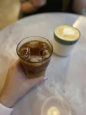 Bumble drink and vegan latte at Zatsepi Kofe in Krasnodar