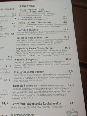 Veganer Burger at Park Café in Munich