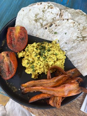 Breakfastt  at El Armadillo Mazunte in Mazunte