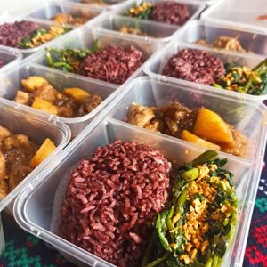 Estofado and Garlic Kangkong at Veggie Food Mob in San Fernando Pampanga