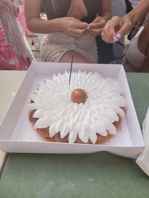  at Tom Itzhaki in Tel Aviv