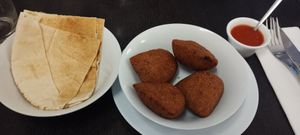  at Les Sœurs Syriennes in Rouen