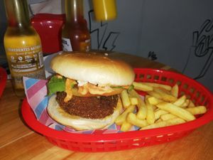  at Bob & Sue in Medellin