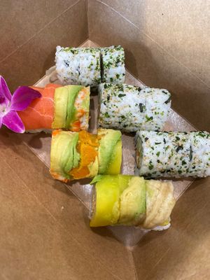 Rainbow roll at Vegan Castle in Long Beach