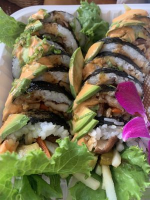 Long Beach roll with no cream cheese  at Vegan Castle in Long Beach