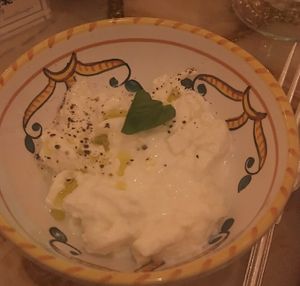  at Villa Capri in Madrid